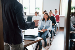 Como estimular a participação ativa dos estudantes  no ensino a distância